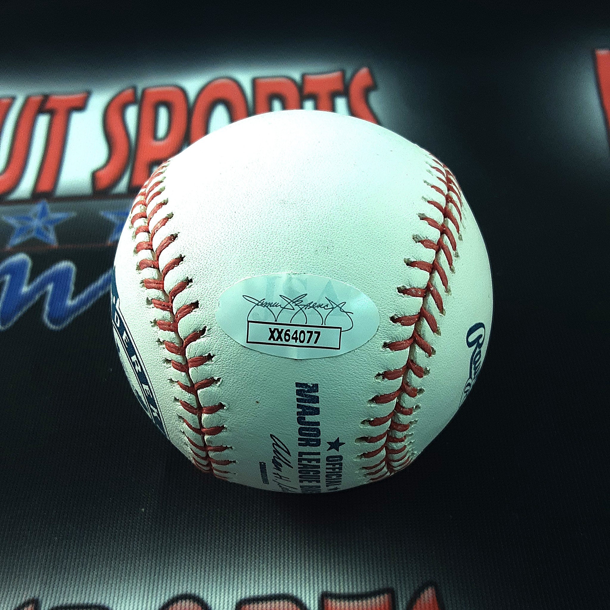 Derek Jeter Authentic Signed Baseball Autographed JSA LOA-