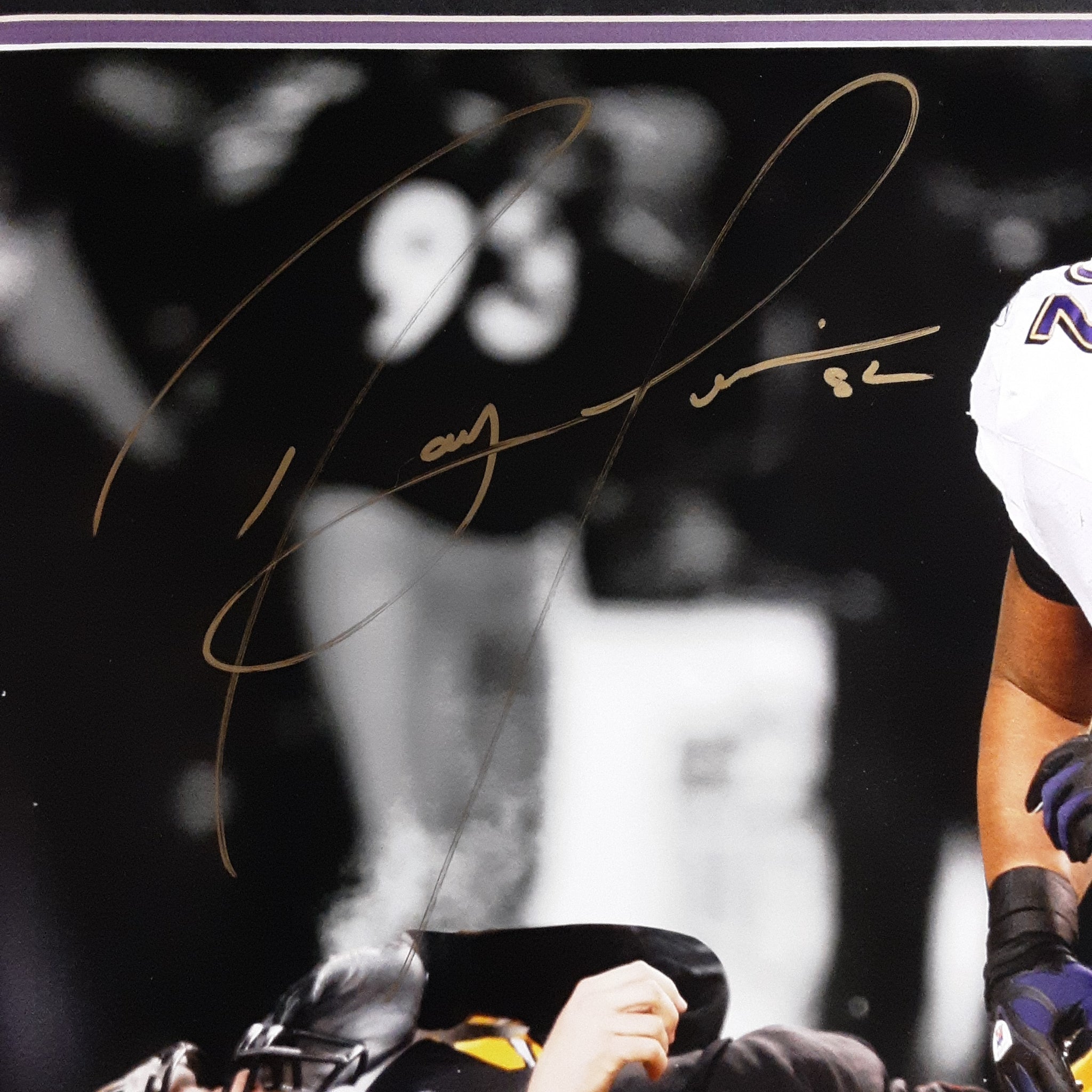 Signed Ray Lewis Photo - 16x20 Tackling McNair PF JSA W Auth *B