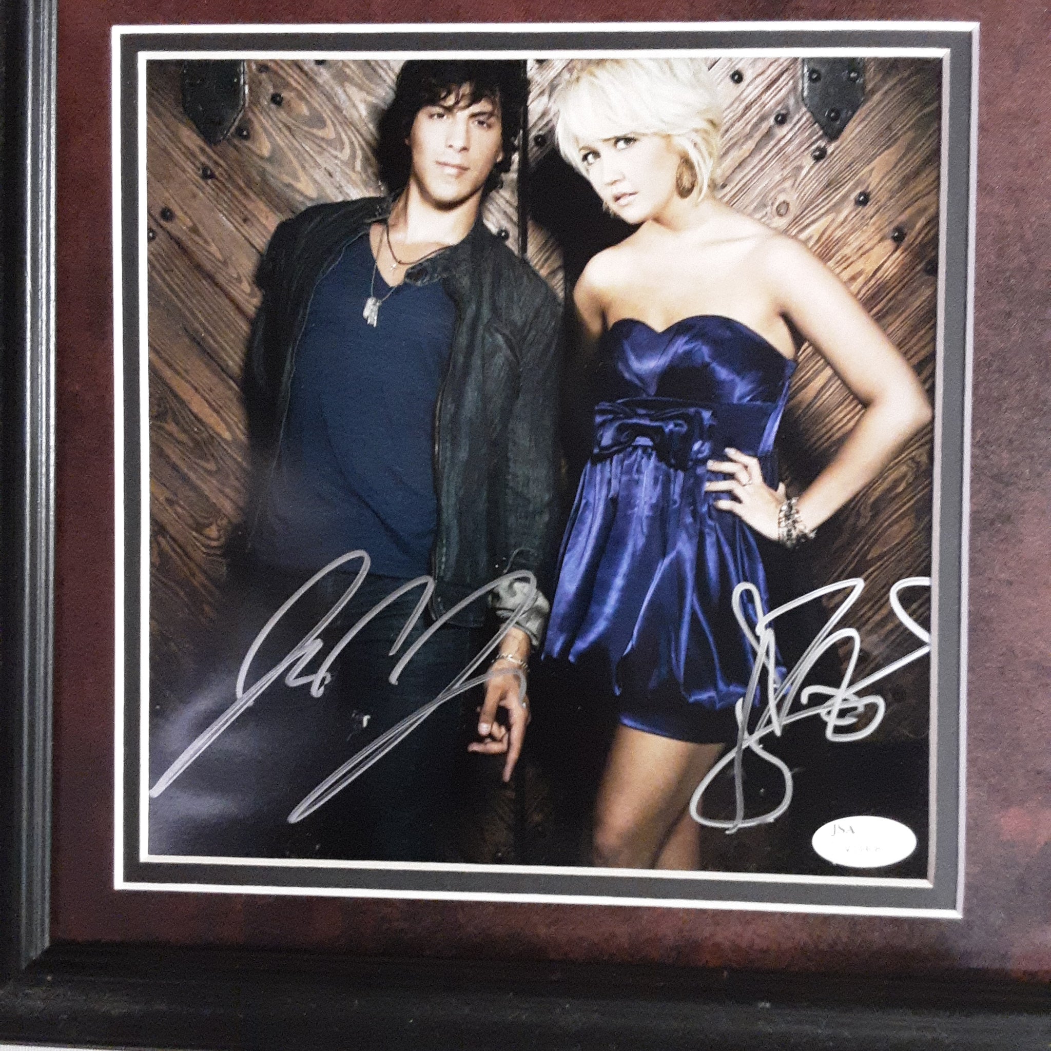 Meghan Linsey and Joshua Scott Jones Signed Framed 8x10 Photo Autographed JSA