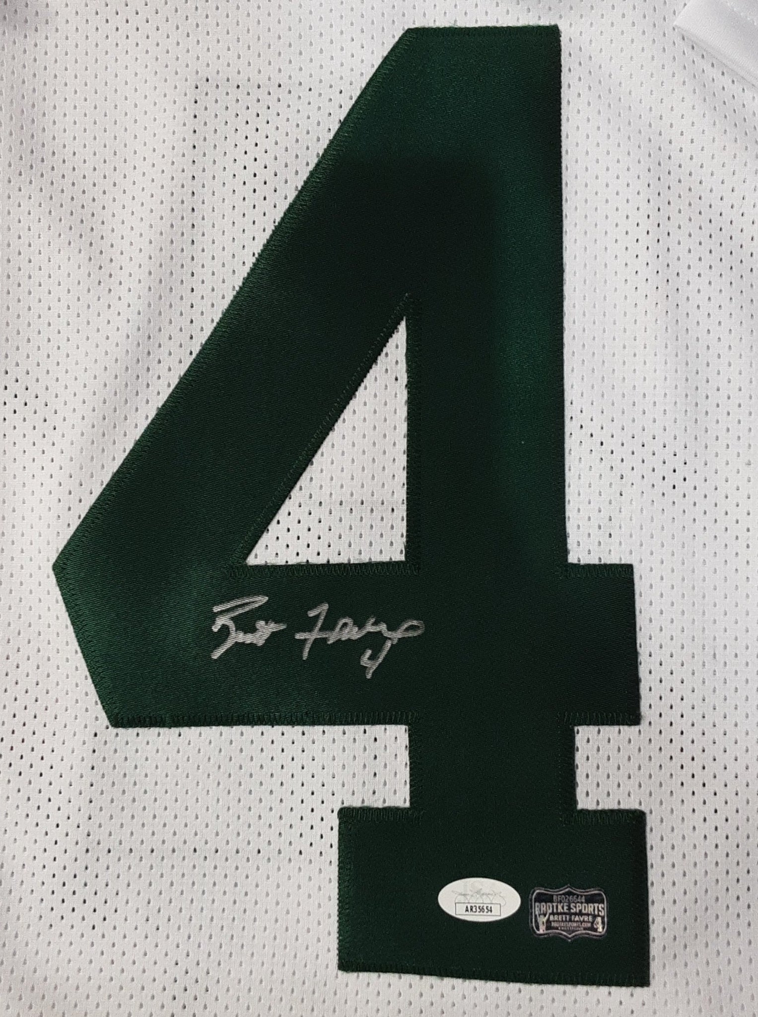 Brett Favre Authentic Signed Pro Style Jersey Autographed JSA-