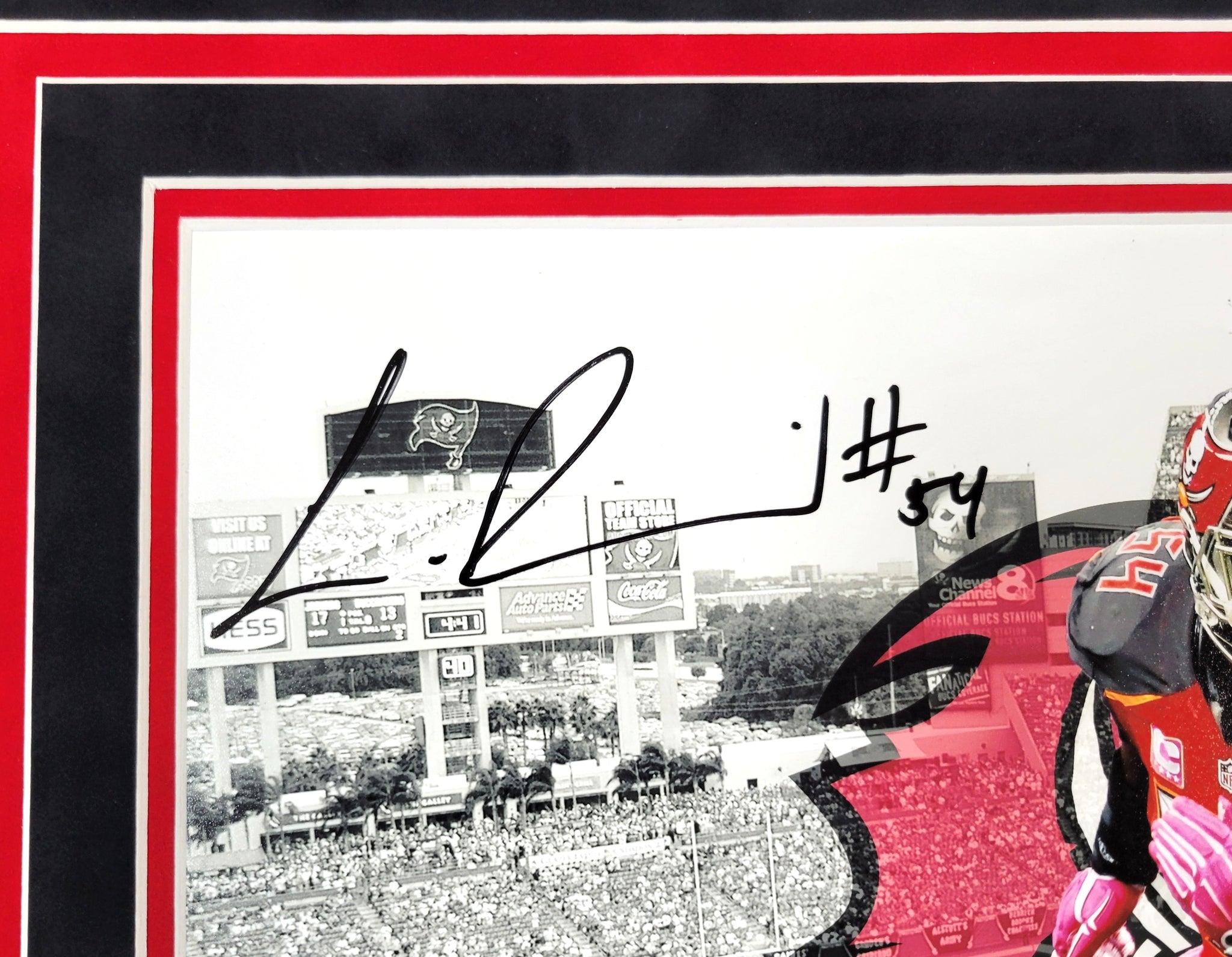 Lavonte David Authentic Signed Framed 11x14 Photo Autographed JSA