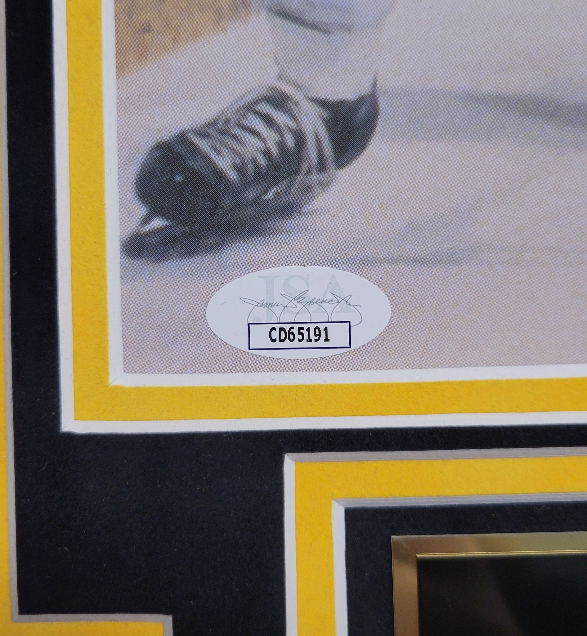 Bobby Orr Authentic Signed Framed 8x10 Photo Autographed JSA