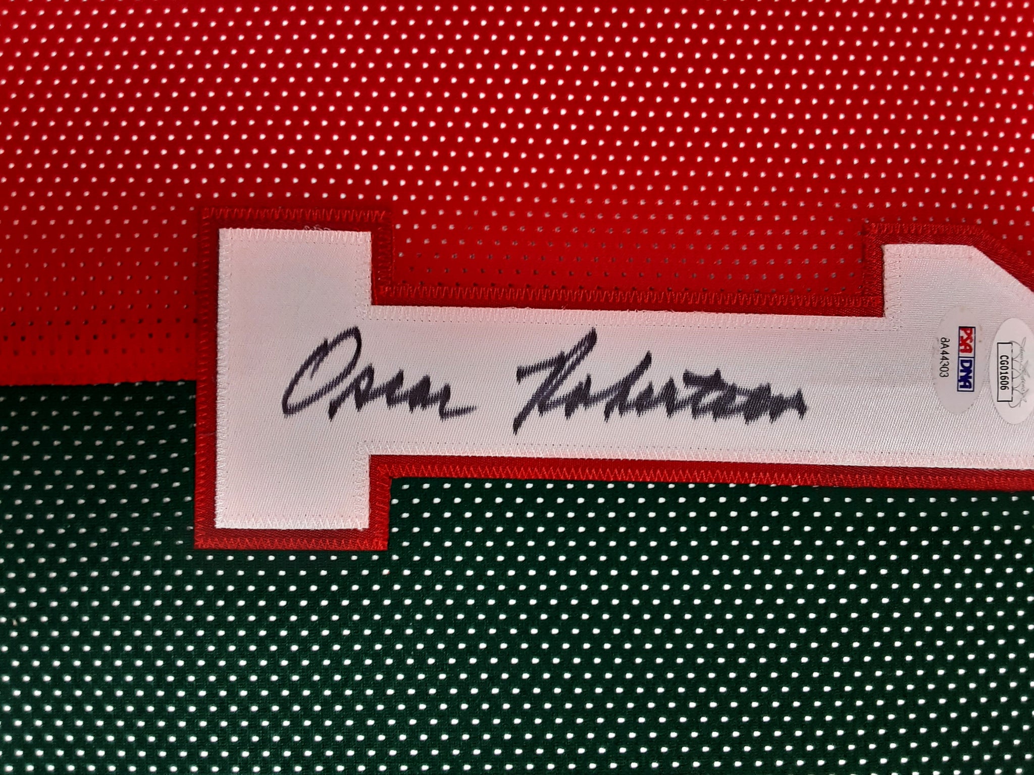 Oscar Robertson Authentic Signed Pro Style Framed Jersey Autographed JSA PSA