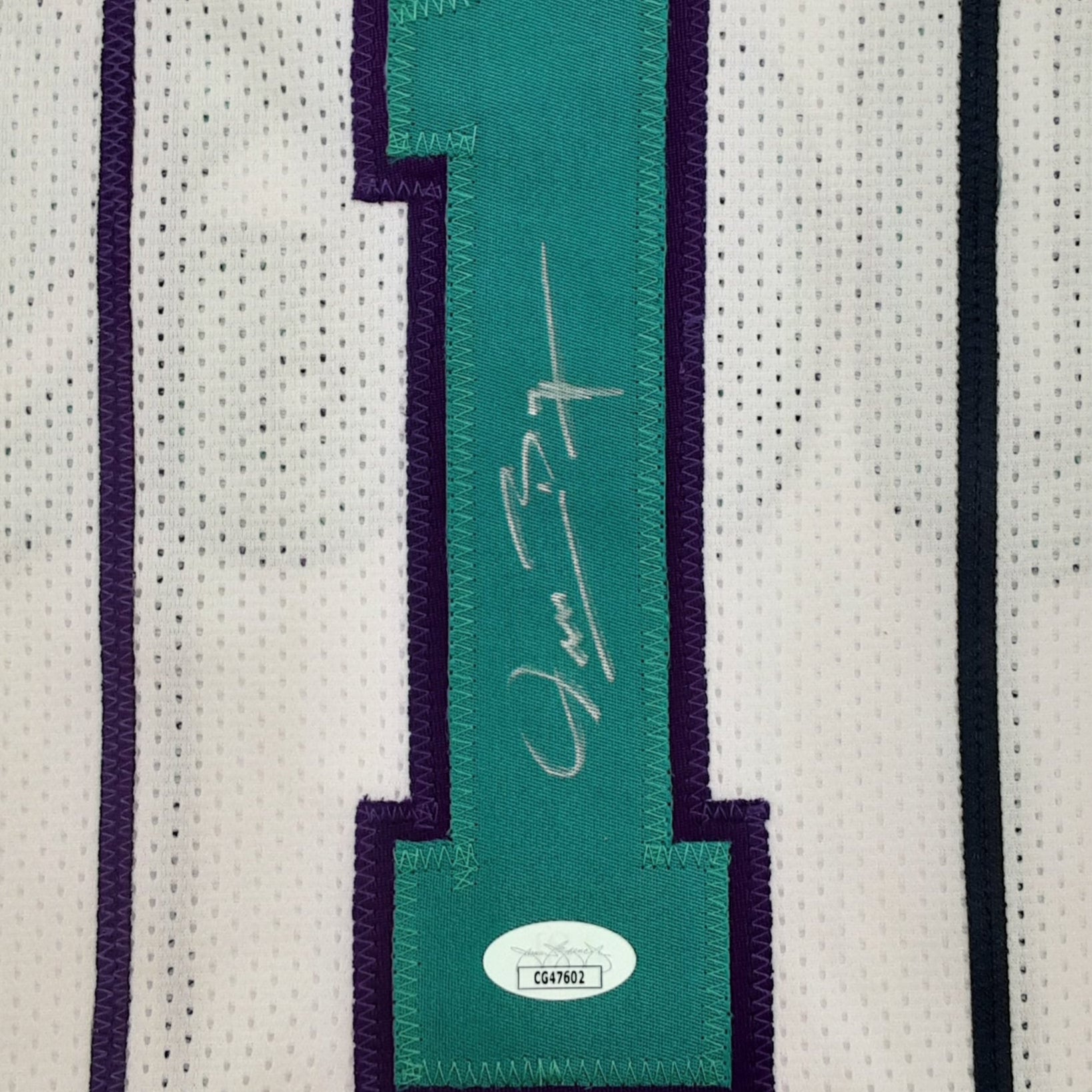 Tyrone Muggsy Bogues Authentic Signed Pro Style Jersey Autographed JSA