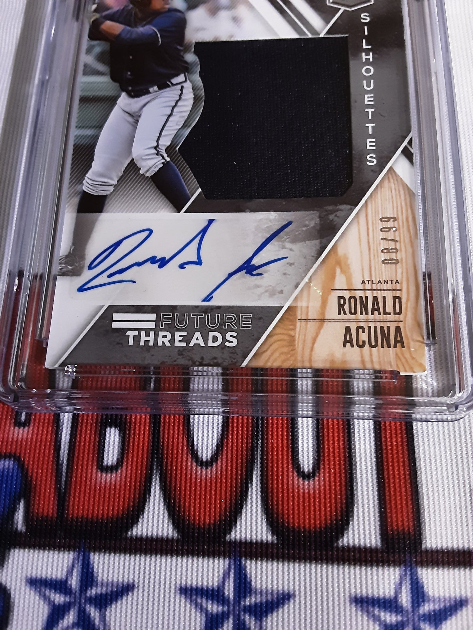 2017 Panini Elite Extra Edition Future Threads Silhouette Autographs #FTSA-RA Ronald Acuna Card Mint 9 Authentic Autographed