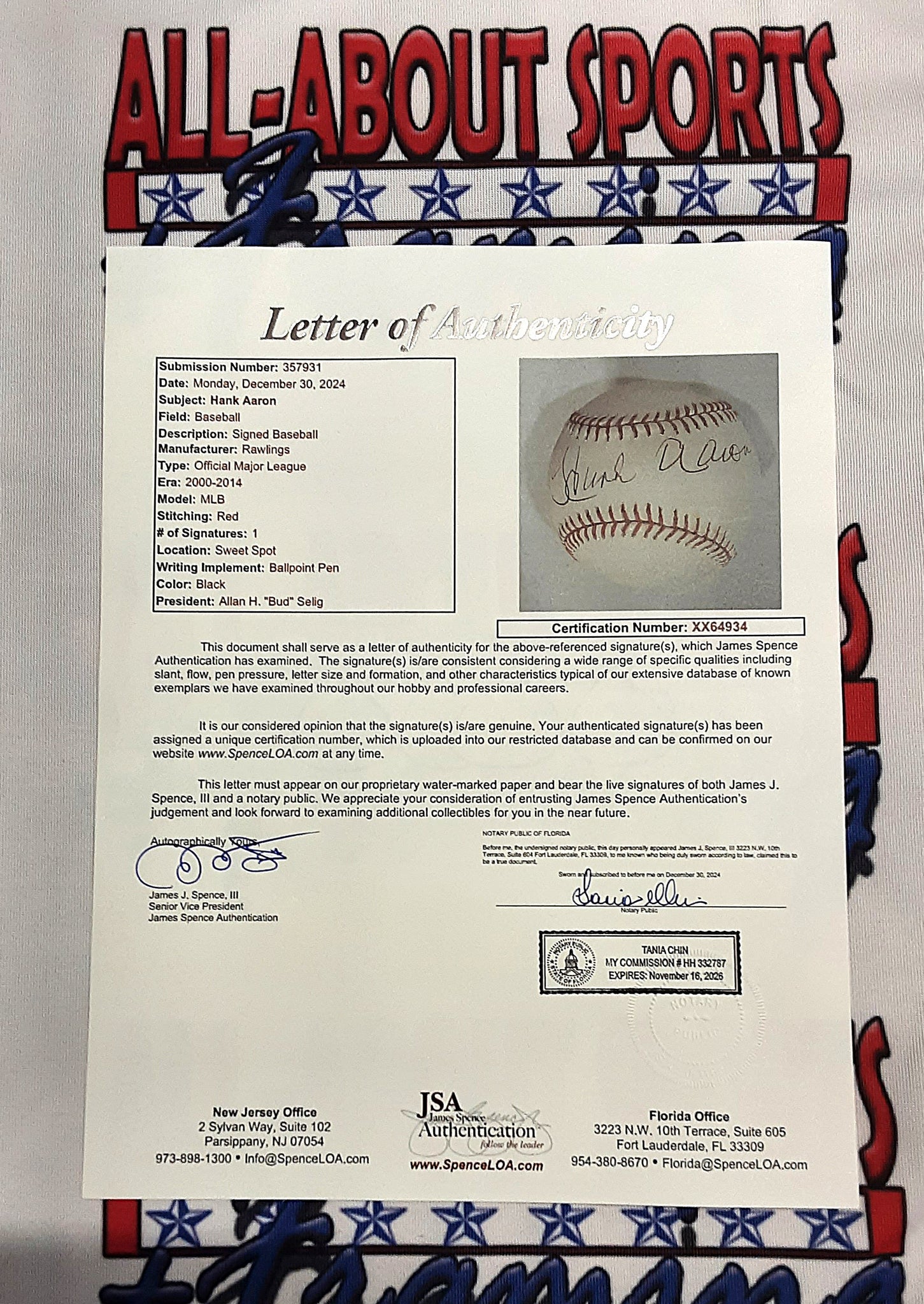 Hank Aaron Authentic Signed Baseball Autographed with Trading Card and Case JSA/LOA-