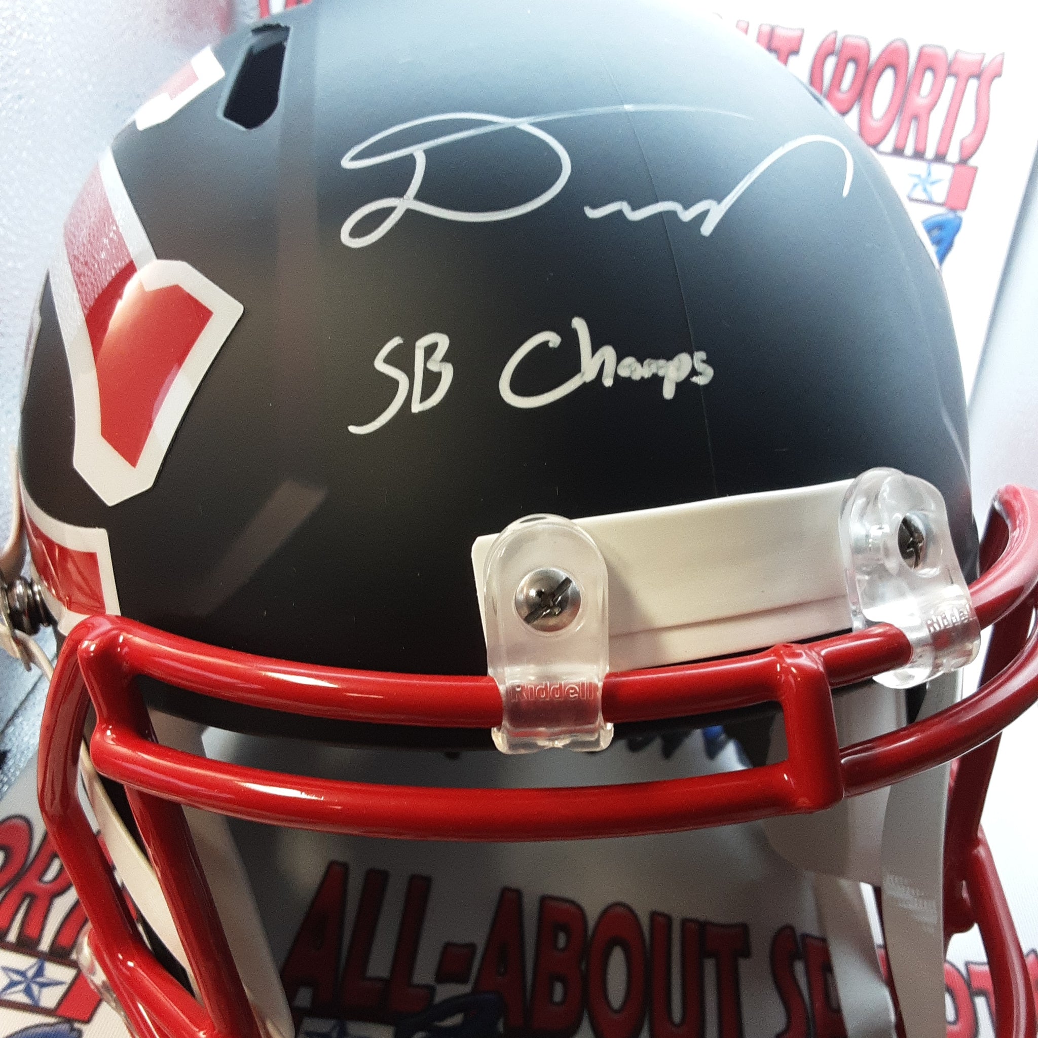 Damien Williams Authentic Signed Autographed Full-size Replica Helmet JSA.