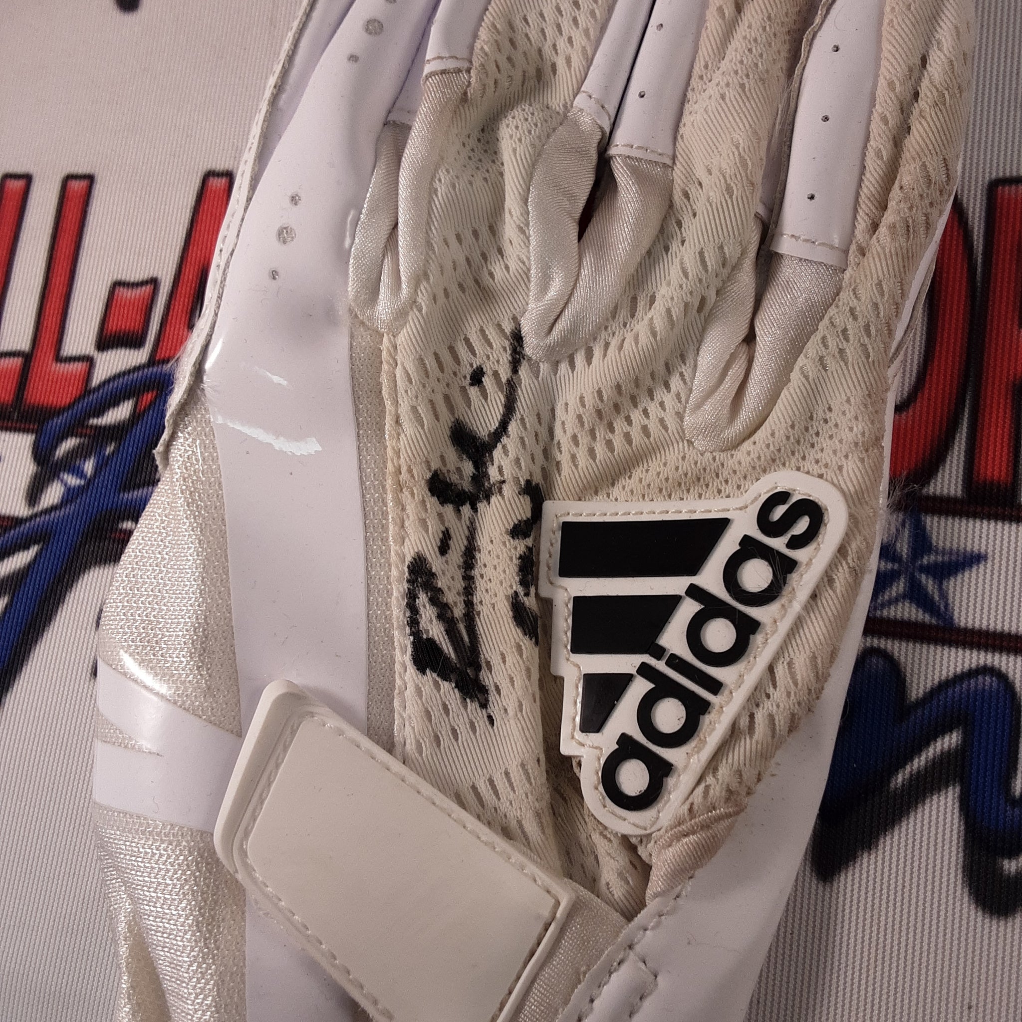 Ronnie Harrison Authentic Game Used Signed Glove Autographed JSA-