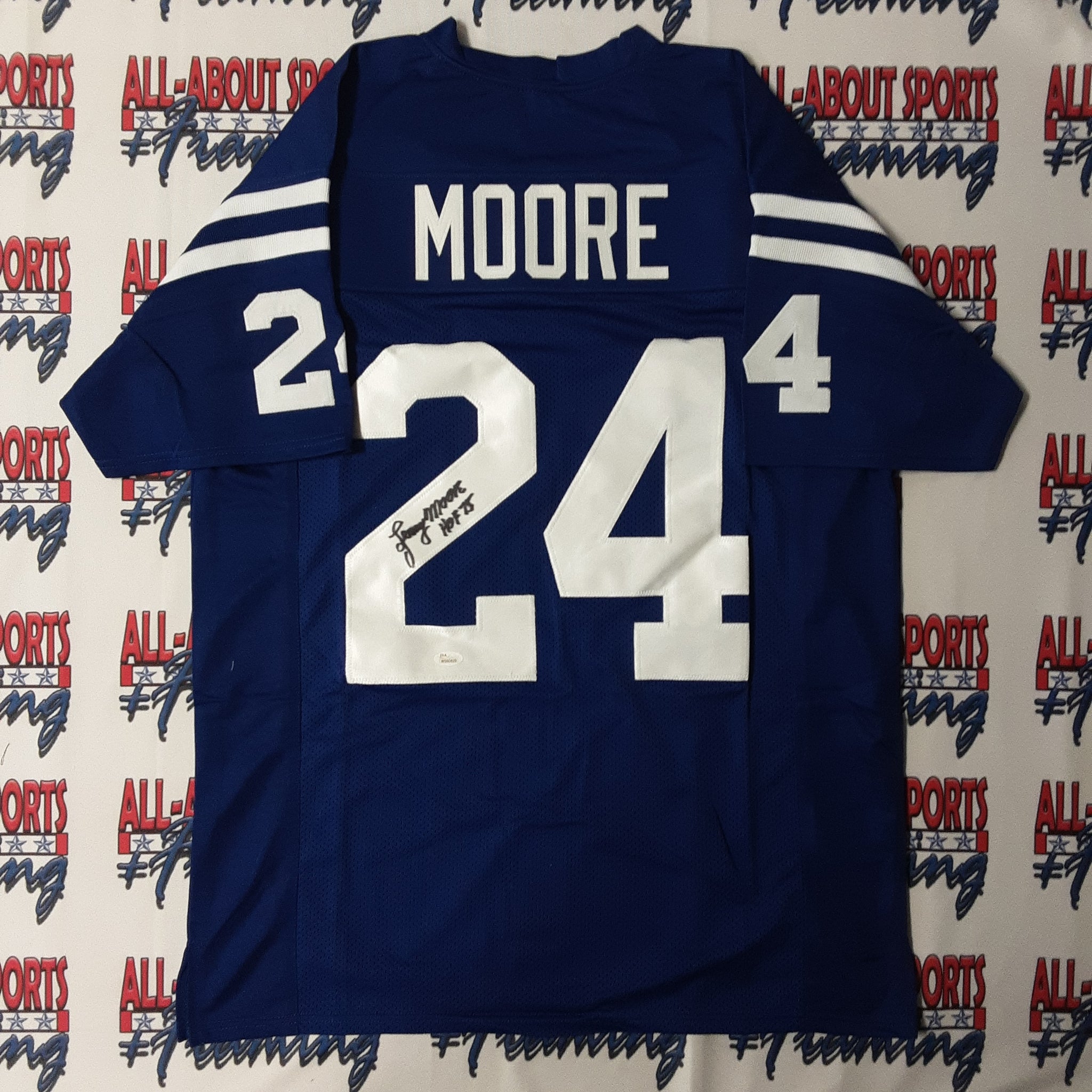 D.J. Moore Signed Jersey (Beckett)