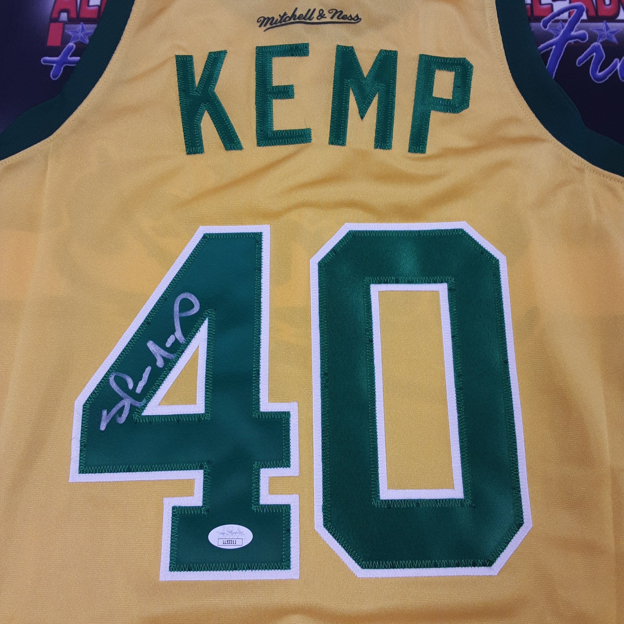 Shawn Kemp Authentic Signed Jersey Autographed JSA-