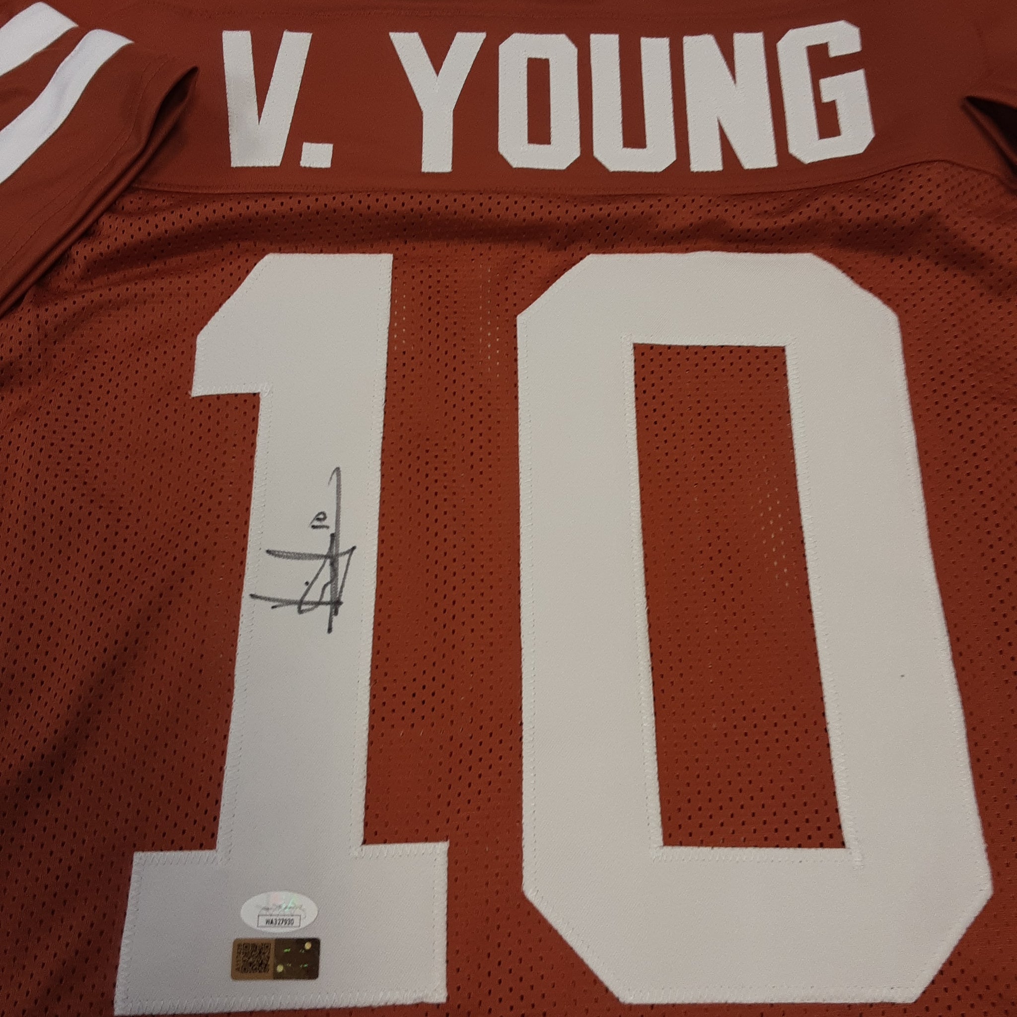 Vince Young Authentic Signed Pro Style Jersey Autographed JSA-