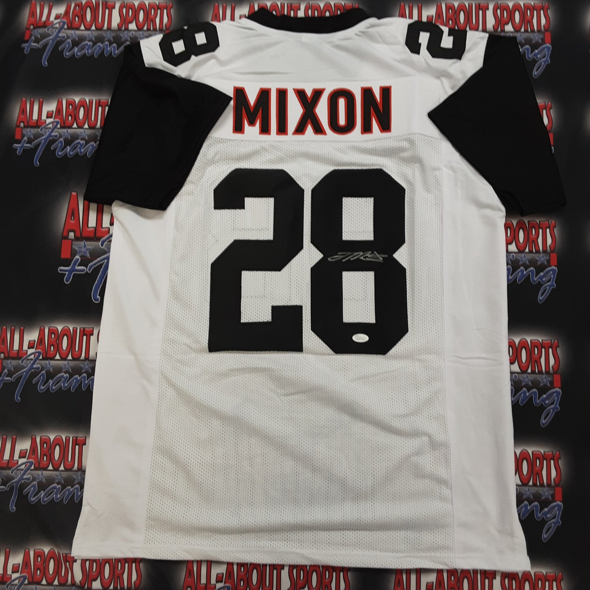 Joe Mixon Signed Bengals Jersey (JSA)