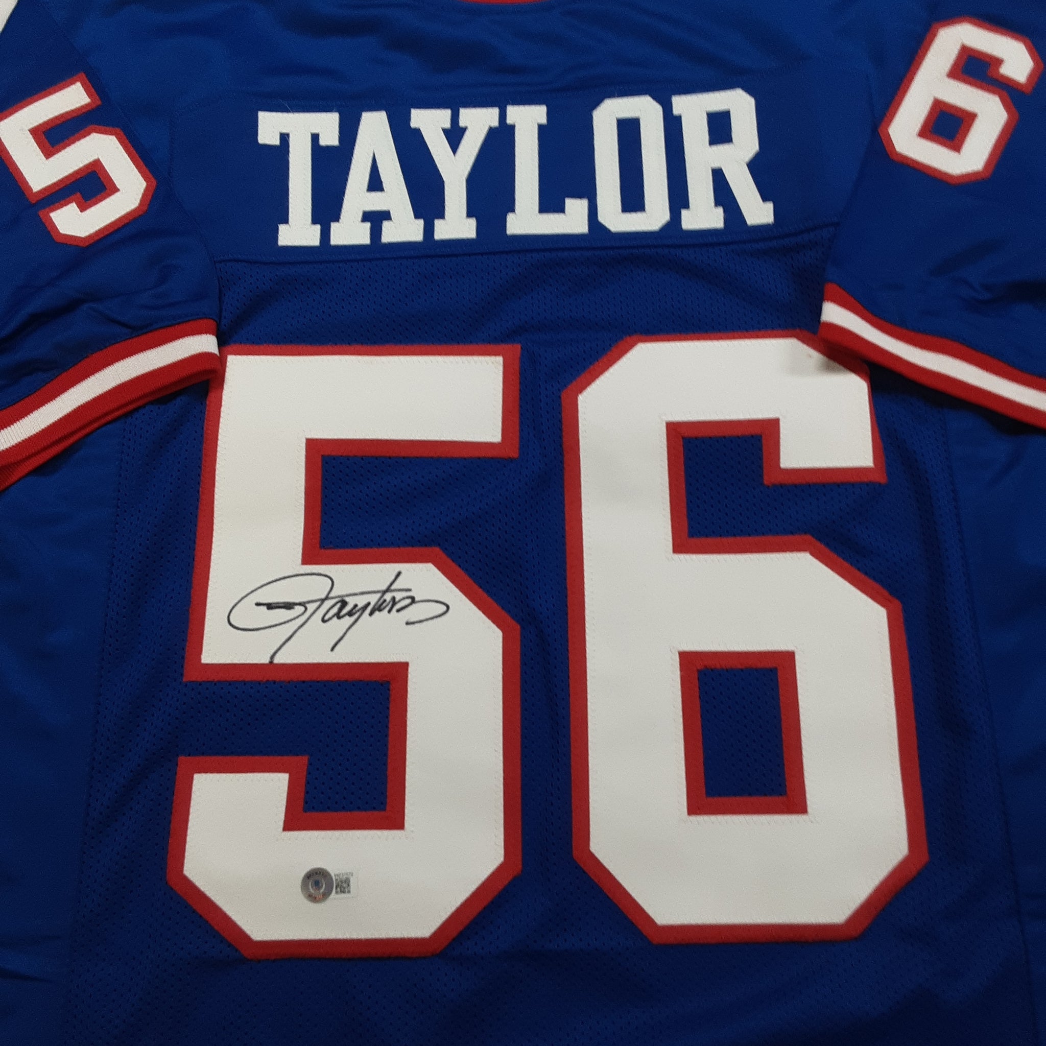 Lawrence Taylor Authentic Signed Pro Style Jersey Autographed Beckett-