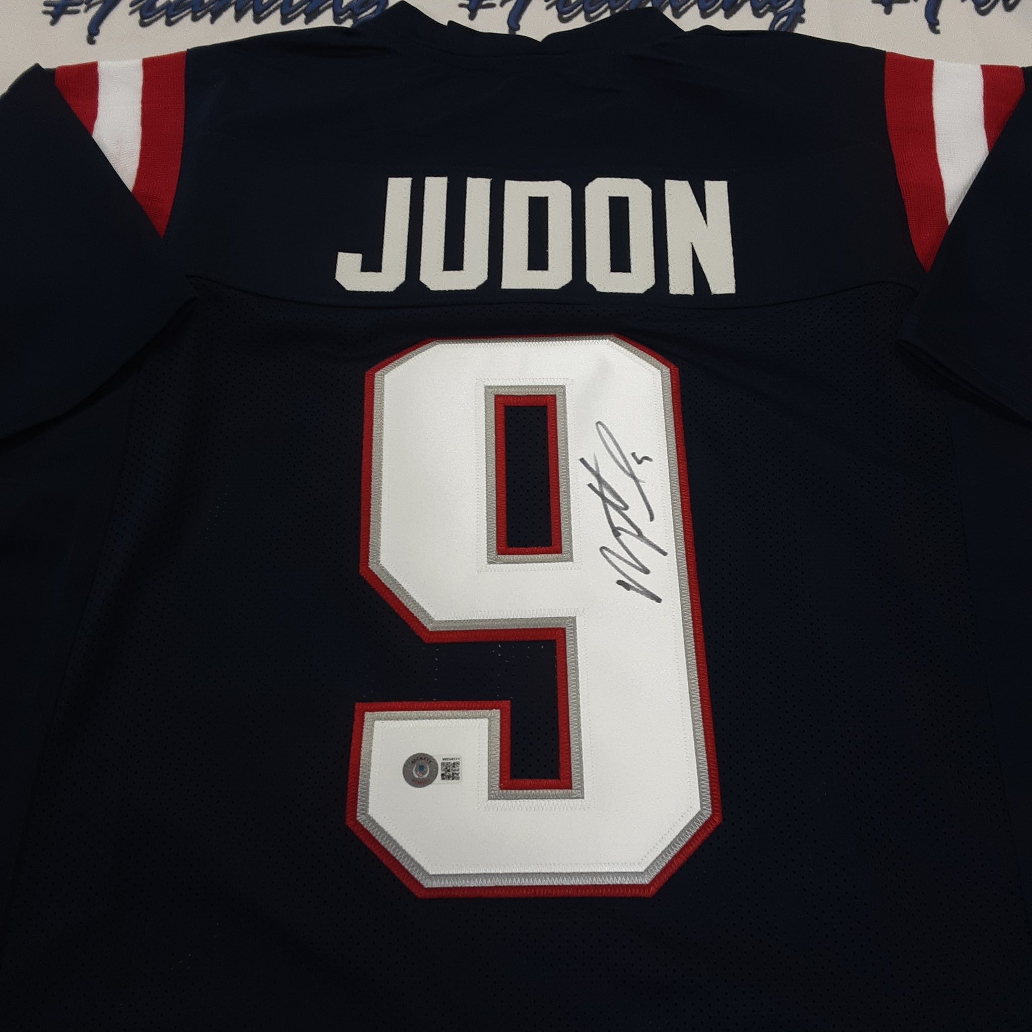 Matthew Judon Signed Jersey (JSA)