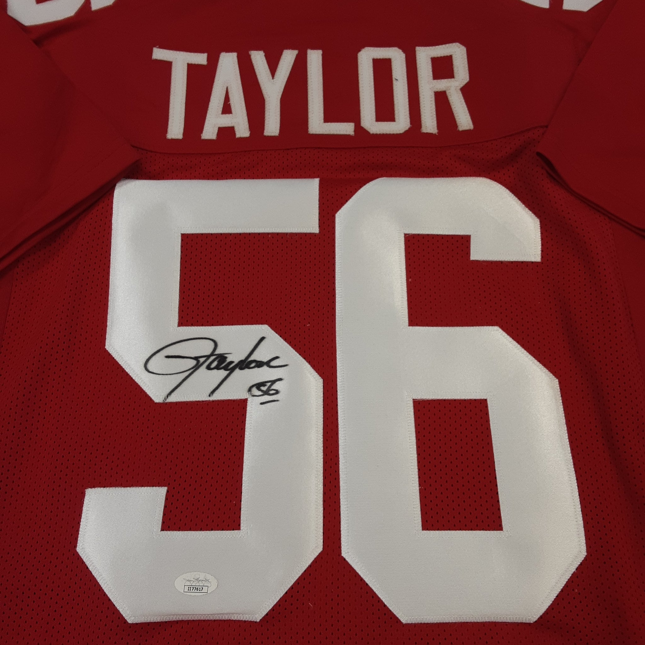 Lawrence Taylor Authentic Signed Pro Style Jersey Autographed JSA-