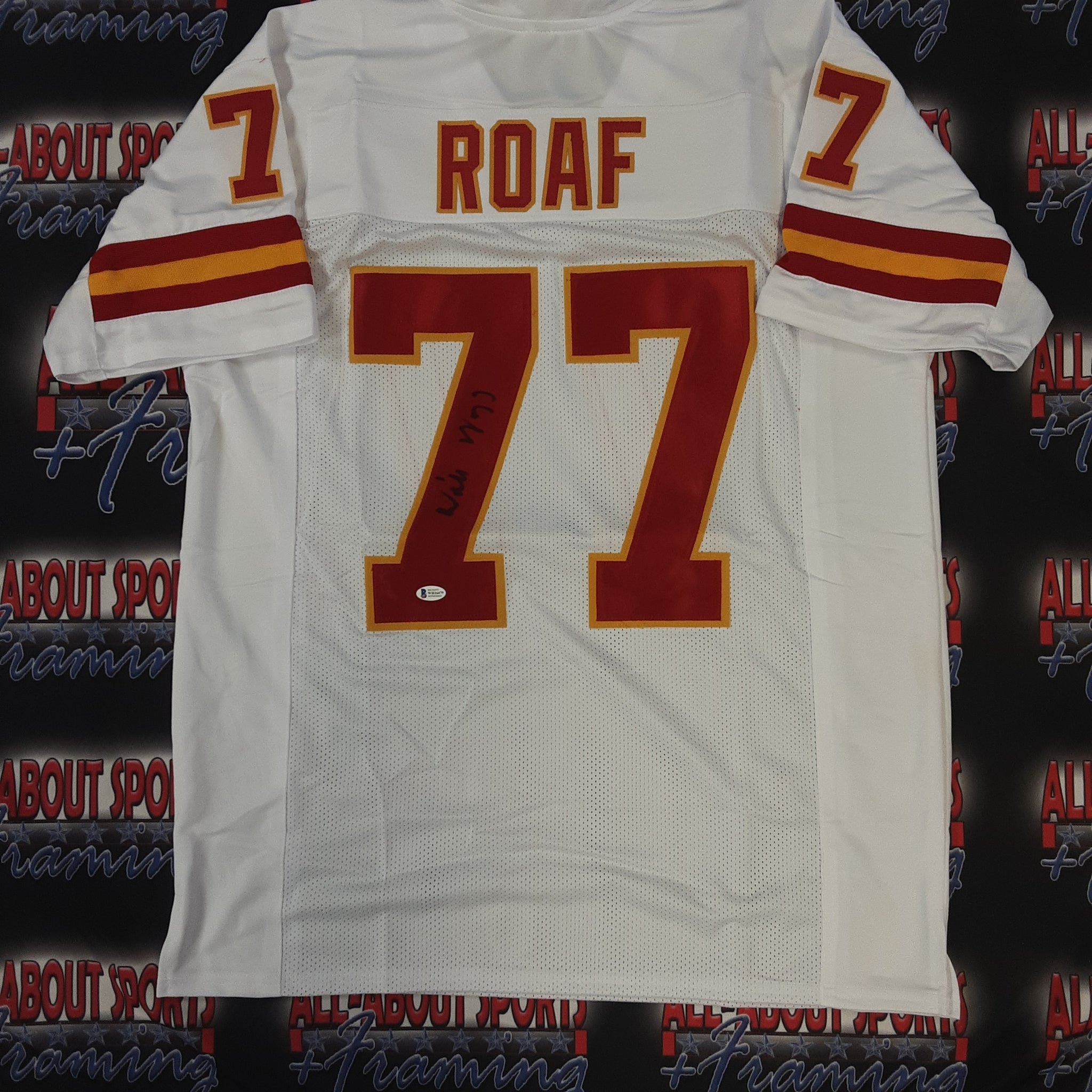 Willie Roaf Signed Jersey (JSA)