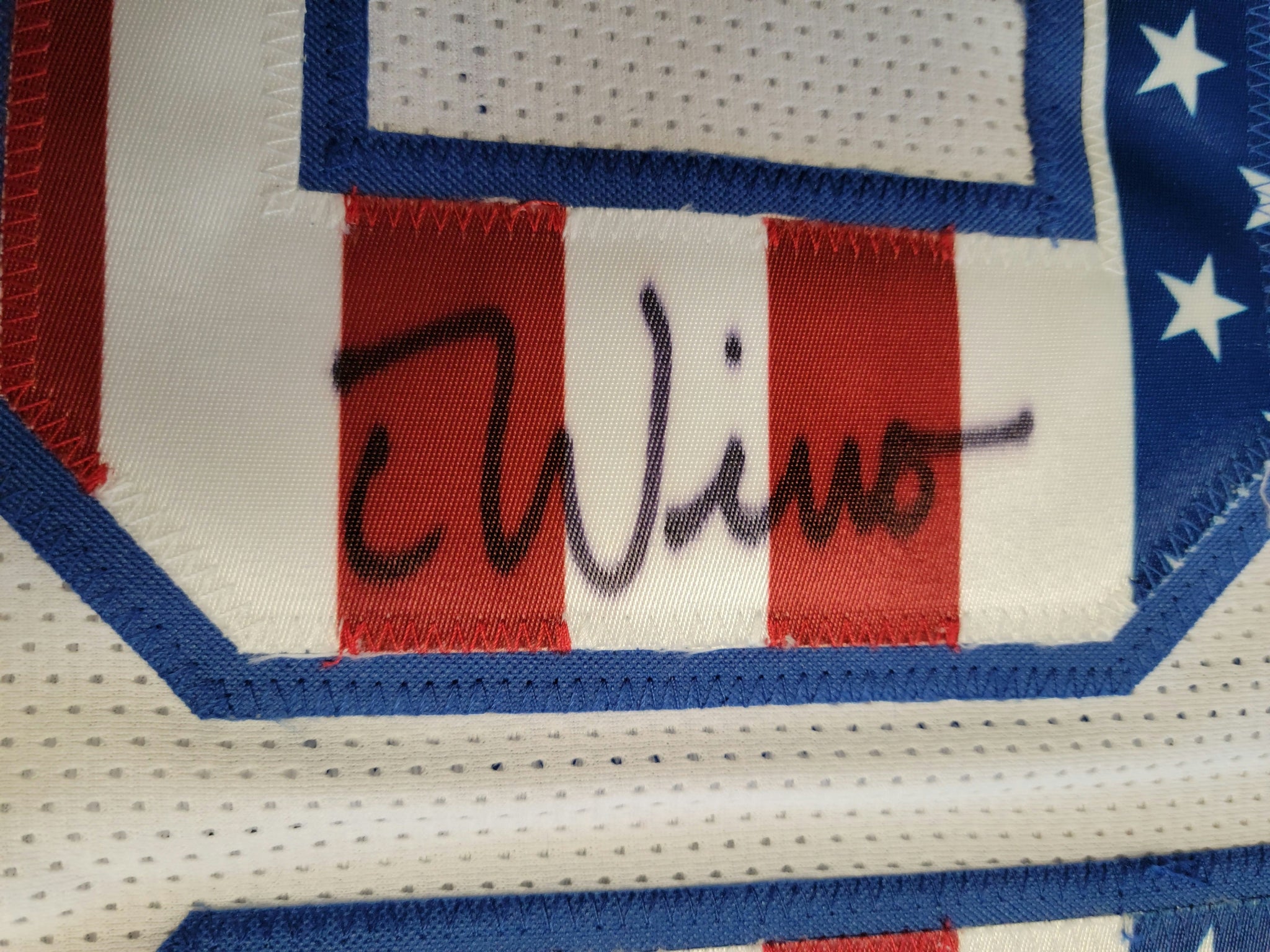 Chase Winovich Authentic Signed Pro Style Jersey Autographed Beckett